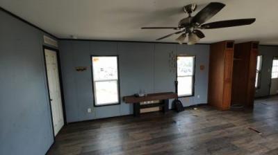 Photo 2 of 20 of home located at 16077 Tx-80 Leesville, TX 78122