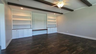 Photo 5 of 36 of home located at 1609 Highview Church Rd Bloomfield, KY 40008