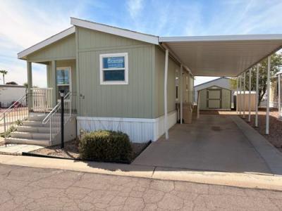 Photo 2 of 19 of home located at 10955 North 79th Avenue Lot 62 Peoria, AZ 85345