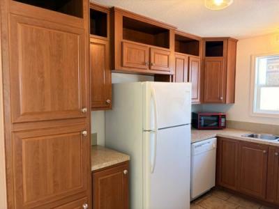 Photo 4 of 19 of home located at 10955 North 79th Avenue Lot 62 Peoria, AZ 85345