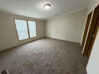 Photo 2 of 4 of home located at 29200 Oakhill Drive Gibraltar, MI 48173