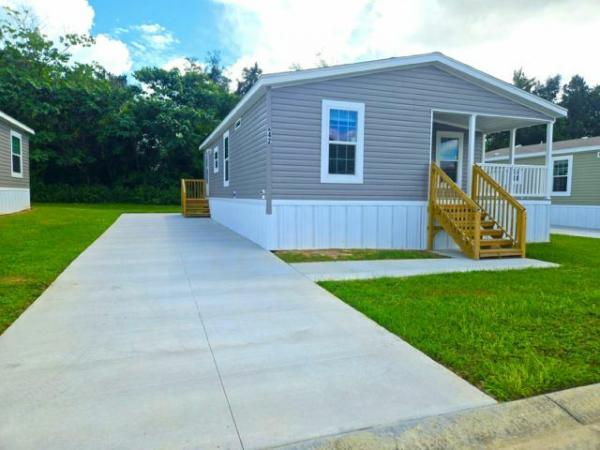 Photo 1 of 2 of home located at 3323 NE 14th St Lot A42 Ocala, FL 34470