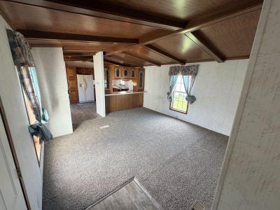 Photo 2 of 9 of home located at 1177 Wellington Monroe, MI 48161