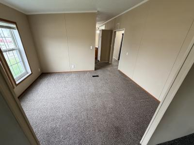Photo 4 of 21 of home located at 1180 Wellington Monroe, MI 48161