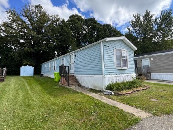 1990 Fairmont Homes Mobile Home For Rent