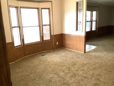 Photo 5 of 21 of home located at 49108 Cranberry Court Shelby Township, MI 48315