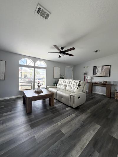 Photo 3 of 18 of home located at 629 Tropical Ave. Davenport, FL 33897