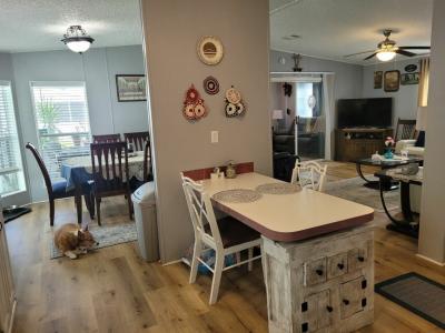 Photo 4 of 20 of home located at 5848 Naples Dr Zephyrhills, FL 33540