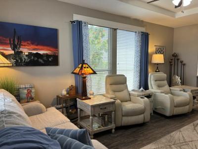 Photo 3 of 19 of home located at 3301 S Goldfield Road Lot 6059 Apache Junction, AZ 85119