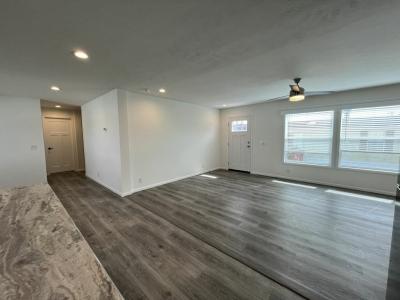 Photo 5 of 14 of home located at 10 Drake Lane Beecher, IL 60401