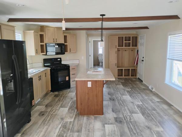 2026 Adventure 107 Mojave Model 6763AA  Home
