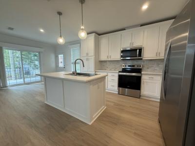 Mobile Home at 408 Joseph Way Lot 282 Tarpon Springs, FL 34689