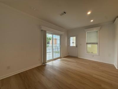Photo 5 of 15 of home located at 408 Joseph Way Lot 282 Tarpon Springs, FL 34689