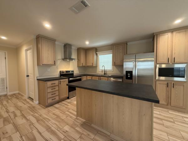 2026 Champion Homes SIG4522A Signature Series Mobile Home