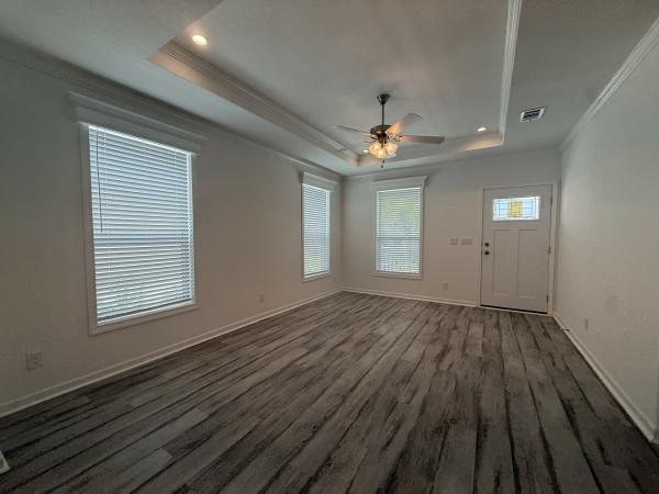2025 Skyline LE5006A Mobile Home