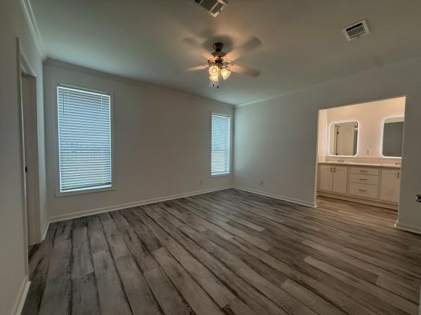 2025 Skyline LE5006A Mobile Home
