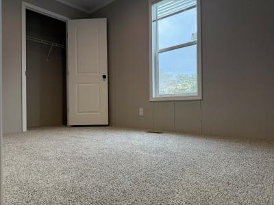Photo 4 of 9 of home located at 1263 Elaine Troy, MI 48083