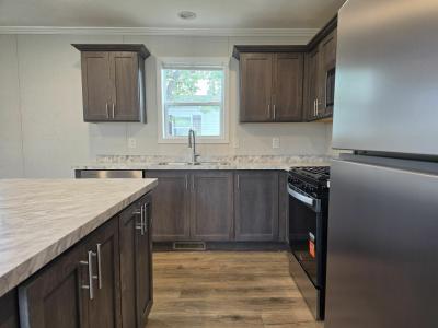 Mobile Home at 21028 Martineau Dr., Site #634 Macomb, MI 48044