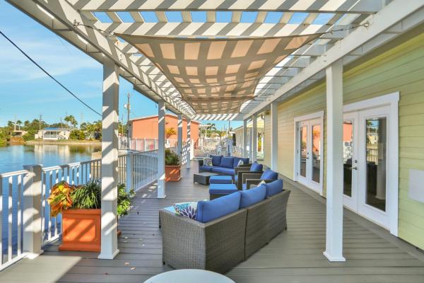1999 Homes of Merit  Home