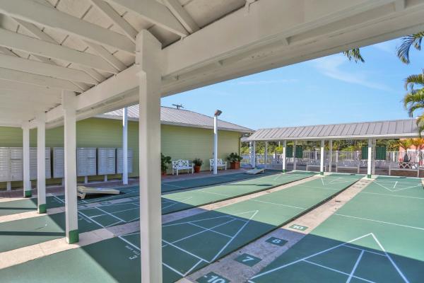 1999 Homes of Merit  Home