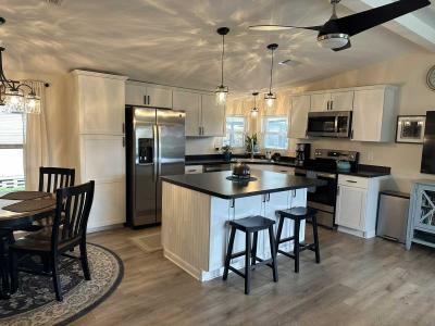 Photo 4 of 8 of home located at 2425 Harden Blvd #256 Lakeland, FL 33803