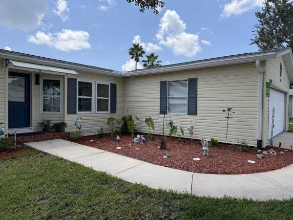 1997  Mobile Home For Sale