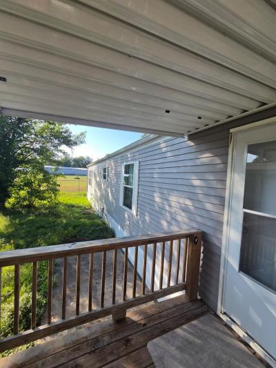 Photo 3 of 26 of home located at 3416 Kramers Ln #71 Louisville, KY 40216