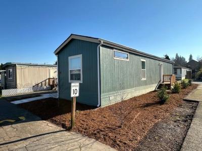 Photo 2 of 20 of home located at 4882 Lancaster Dr NE Sp. #138 Salem, OR 97305