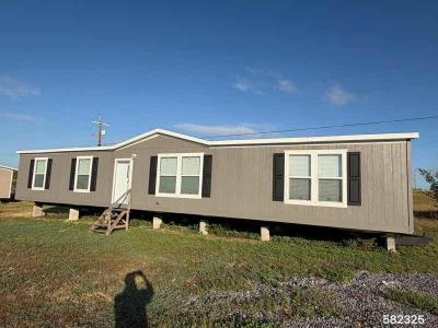 Mobile Home at Oak Creek Home Center 3090 Ih 10 West Seguin, TX 78155