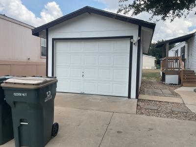 Photo 2 of 14 of home located at 132 Silver Peak Drive San Marcos, TX 78666