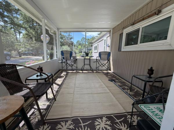 1973 Broadmore 16B3 Mobile Home