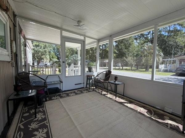 1973 Broadmore 16B3 Mobile Home