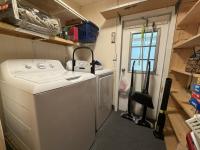1973 Broadmore 16B3 Mobile Home