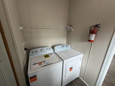 Photo 6 of 9 of home located at 1236 Briarwood Monroe, MI 48161