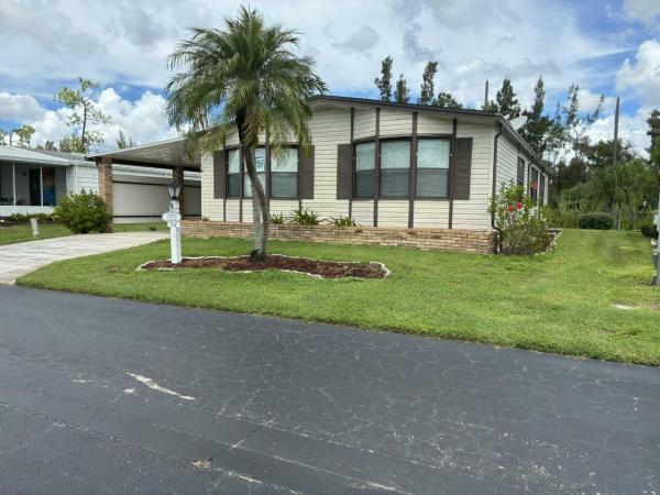 Photo 1 of 2 of home located at 19673 Charleston Circle  #85 North Fort Myers, FL 33903