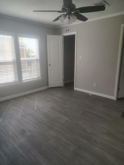 Mobile Home at 5818 Saints View Lot 163 San Antonio, TX 78220
