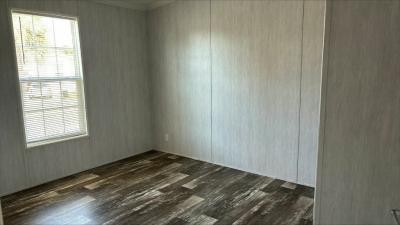 Photo 4 of 11 of home located at 8985 Normandy Blvd, #108 Jacksonville, FL 32221