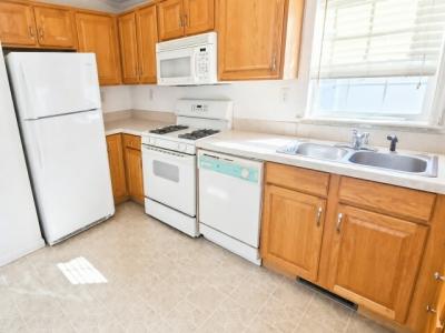 Mobile Home at 07 Matt St Avenel, NJ 07001