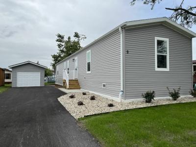 Mobile Home at 9 Swan Lane Beecher, IL 60401