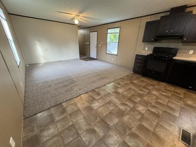 Photo 4 of 31 of home located at 48580 Pineview Dr #138 Shelby Township, MI 48317