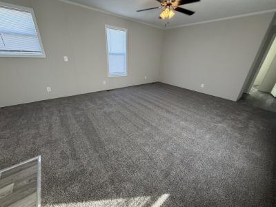 Photo 5 of 25 of home located at 38027 Leverette Clinton Township, MI 48038