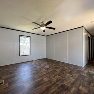 Photo 5 of 32 of home located at 204 Falcon Dr. Troy, AL 36079