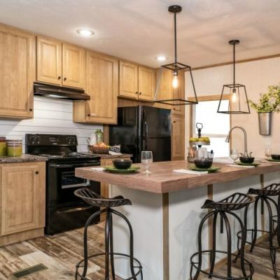 Photo 2 of 8 of home located at 2319 Greensburg Rd #36 Campbellsville, KY 42718
