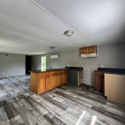 Photo 3 of 18 of home located at 131 Elijah Hill Lane Thomasville, GA 31792