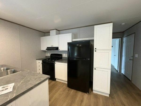 Photo 5 of 2 of home located at 1001 Mayflower Road #5 South Bend, IN 46619
