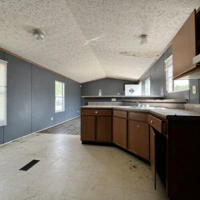 Photo 5 of 25 of home located at 91 Teasley Lane Lavonia, GA 30553