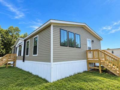 Photo 2 of 8 of home located at 419 Bracey Circle Windsor, VA 23487