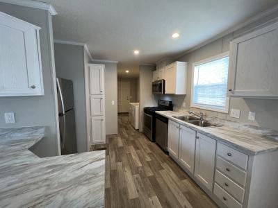 Mobile Home at 85-A Mulberry Belleville, MI 48111