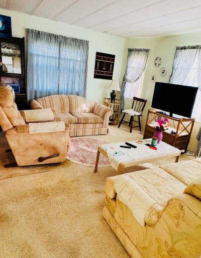 Photo 3 of 24 of home located at 227 Dan Ln Vero Beach, FL 32962