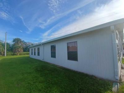 Photo 4 of 8 of home located at 4425 Us Hwy 441 S, Lot 109 Okeechobee, FL 34974